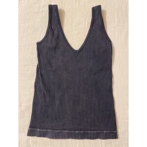 Aura Women's Size XXS/XS Crop Tank Top V-neck  Rib‎ Knit Tight Fitting Blue